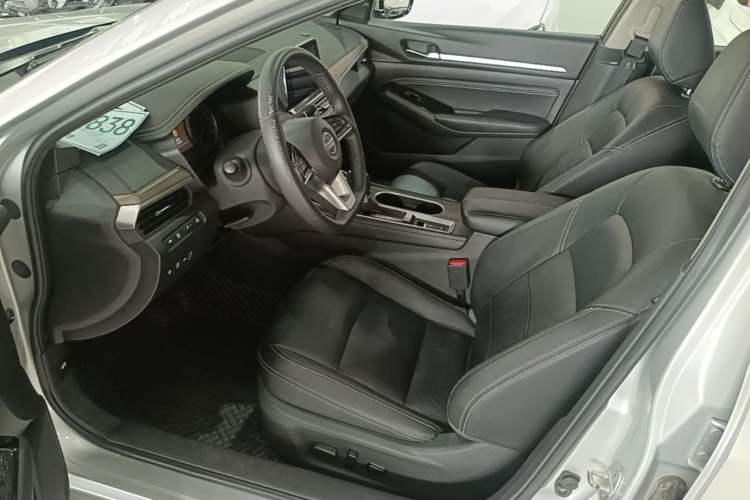 Used Nissan Teana 2021 2.0L XL Upper AD1 Smart Drive & Navigation Edition Left Front Seat