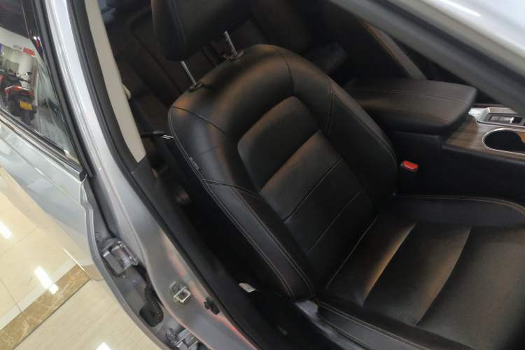 Used Nissan Teana 2021 2.0L XL Comfort Edition Right Front Seat