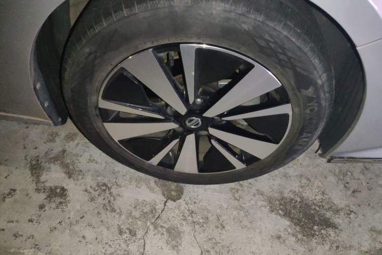 Used Nissan Teana 2021 2.0L XL Comfort Edition Right Front Wheel Hub