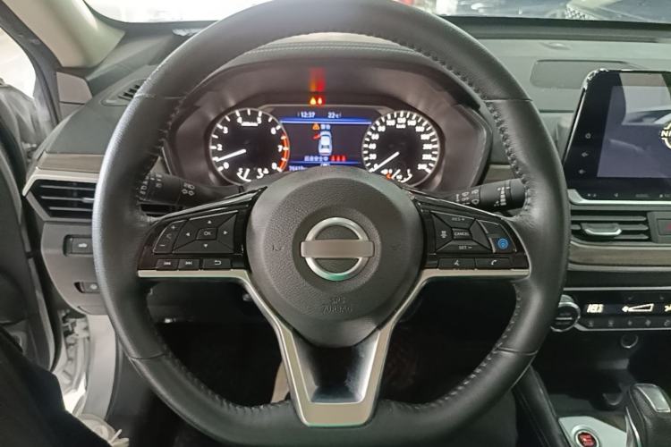 Used Nissan Teana 2021 2.0L XL Upper AD1 Smart Drive & Navigation Edition Steering Wheel