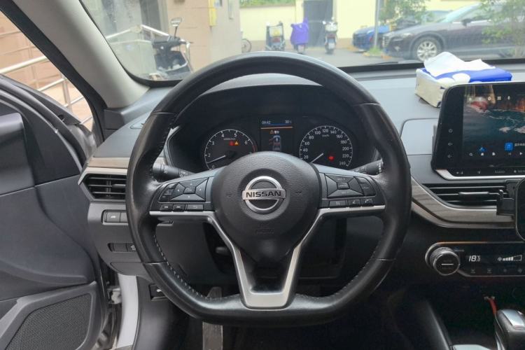 Used Nissan Teana 2021 2.0L XL Comfort Edition Steering Wheel