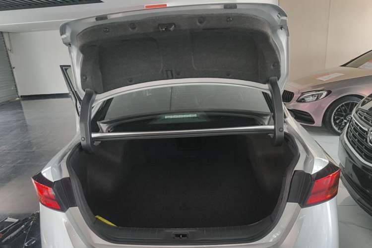 Used Nissan Teana 2021 2.0L XL Comfort Edition Trunk