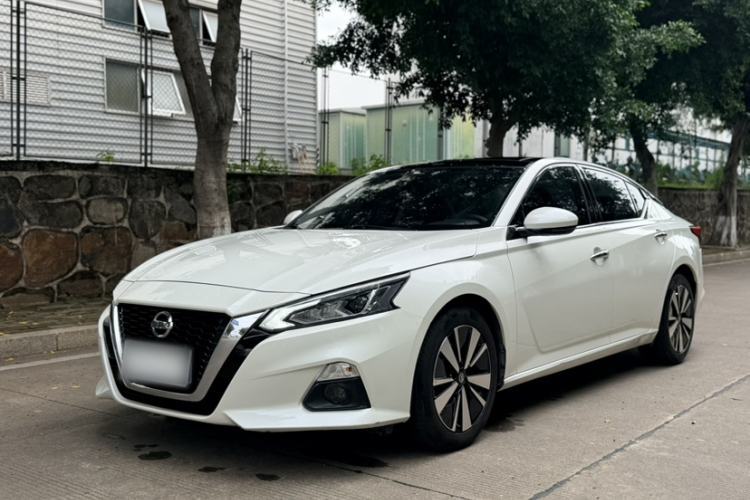 Used Nissan Teana 2021 2.0L XL Comfort Edition Guazi used car, China used car export, Used car for sale, Used  cars, Cheapest cars for sale
