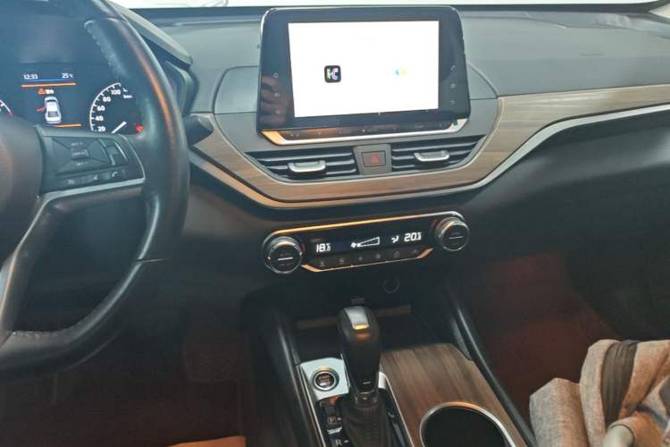 Used Nissan Teana 2021 2.0L XL Comfort Edition Audio And AC Panel