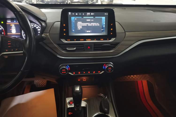 Used Nissan Teana 2021 2.0L XL Comfort Edition Audio And AC Panel