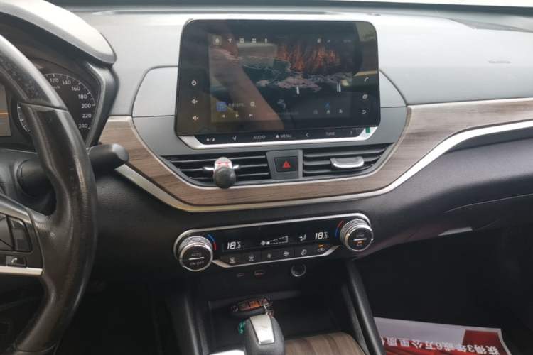 Used Nissan Teana 2021 2.0L XL Comfort Edition Audio And AC Panel