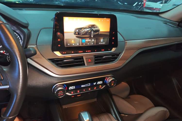 Used Nissan Teana 2021 2.0L XL Comfort Edition Audio And AC Panel