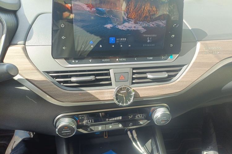 Used Nissan Teana 2021 2.0L XL Comfort Edition Audio And AC Panel