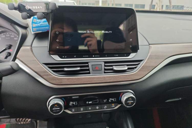 Used Nissan Teana 2021 2.0L XL Comfort Edition Audio And AC Panel