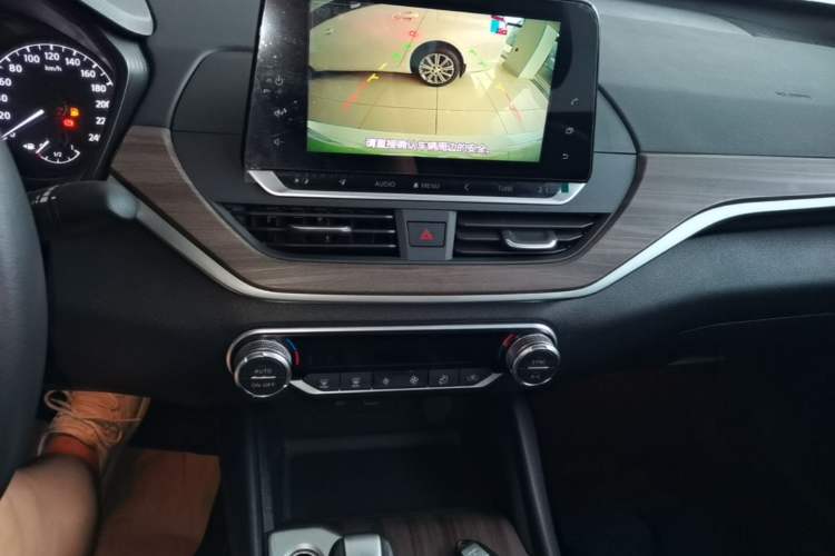 Used Nissan Teana 2021 2.0L XL Comfort Edition Audio And AC Panel
