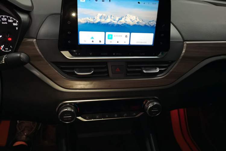 Used Nissan Teana 2021 2.0L XL Comfort Edition Audio And AC Panel