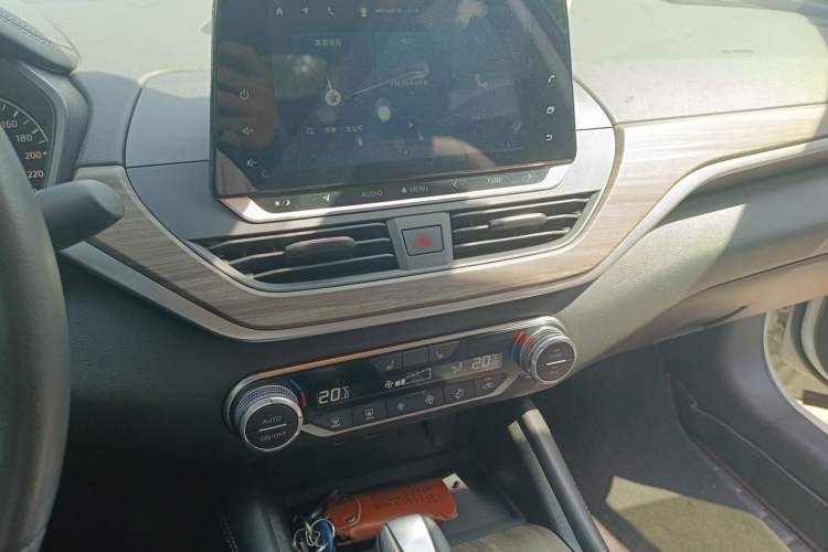 Used Nissan Teana 2021 2.0L XL Upper AD1 Smart Drive & Navigation Edition Audio And AC Panel