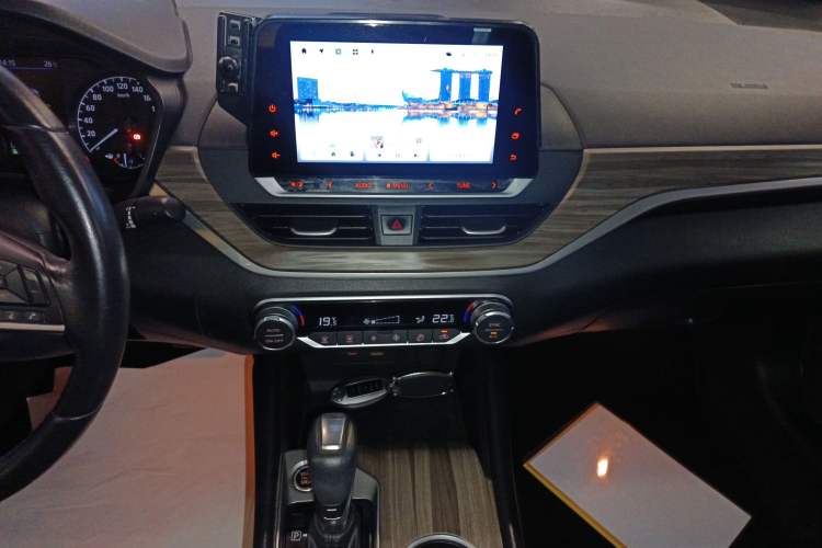 Used Nissan Teana 2021 2.0L XL Comfort Edition Audio And AC Panel