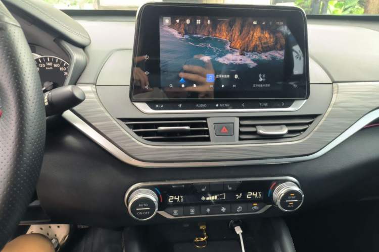 Used Nissan Teana 2021 2.0T XL Upper AD1 Smart Navigation Edition Audio And AC Panel