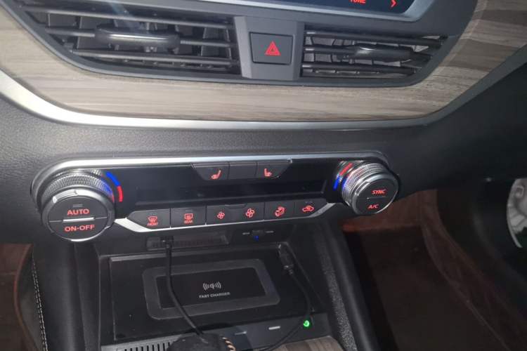 Used Nissan Teana 2021 2.0L XL Upper AD1 Smart Drive & Navigation Edition Audio And AC Panel