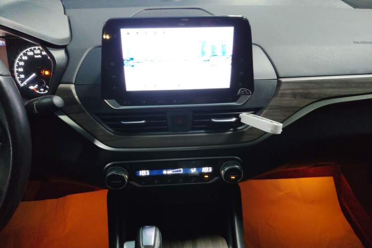 Used Nissan Teana 2021 2.0L XL Comfort Edition Audio And AC Panel