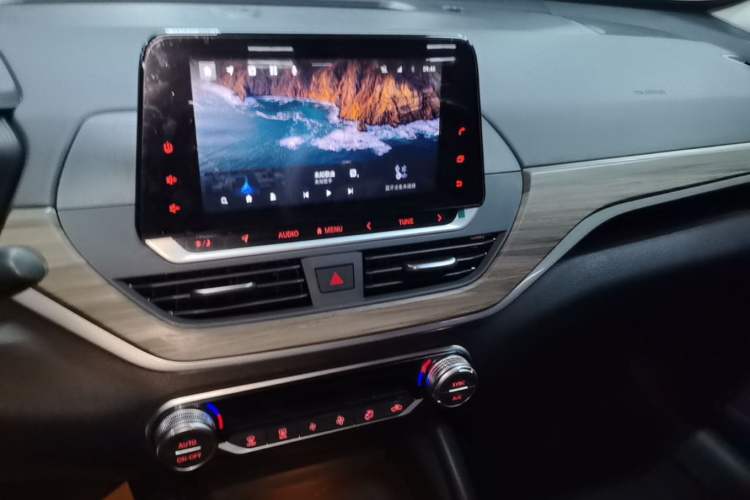 Used Nissan Teana 2021 2.0L XL Comfort Edition Audio And AC Panel