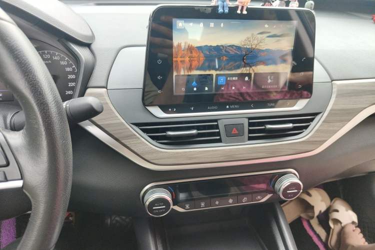 Used Nissan Teana 2021 2.0L XL Comfort Edition Audio And AC Panel