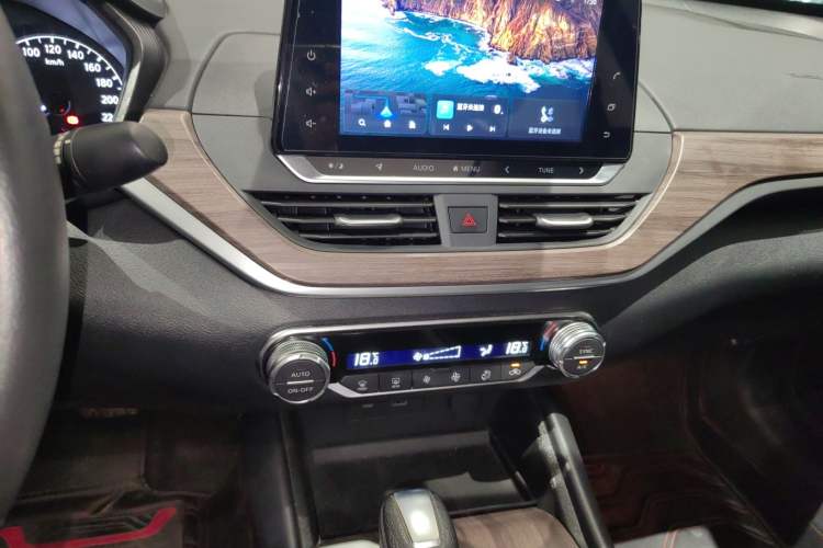 Used Nissan Teana 2021 2.0L XL Comfort Edition Audio And AC Panel