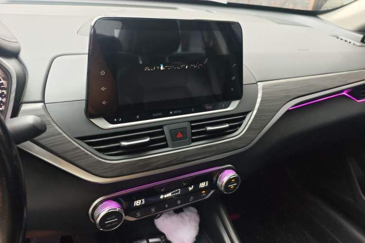 Used Nissan Teana 2021 2.0T XL Upper AD1 Smart Navigation Edition Audio And AC Panel