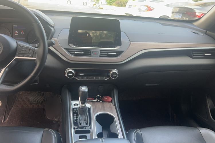 Used Nissan Teana 2021 2.0L XL Comfort Edition Audio And AC Panel