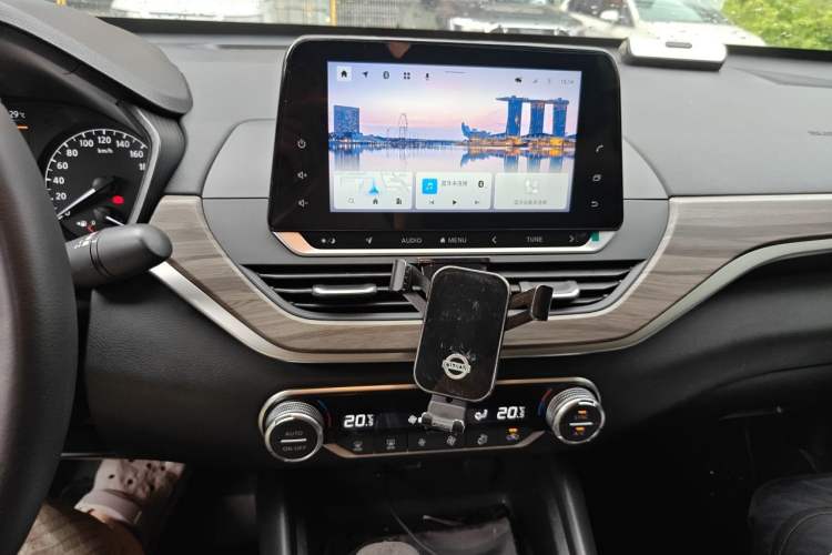 Used Nissan Teana 2021 2.0L XL Comfort Edition Audio And AC Panel