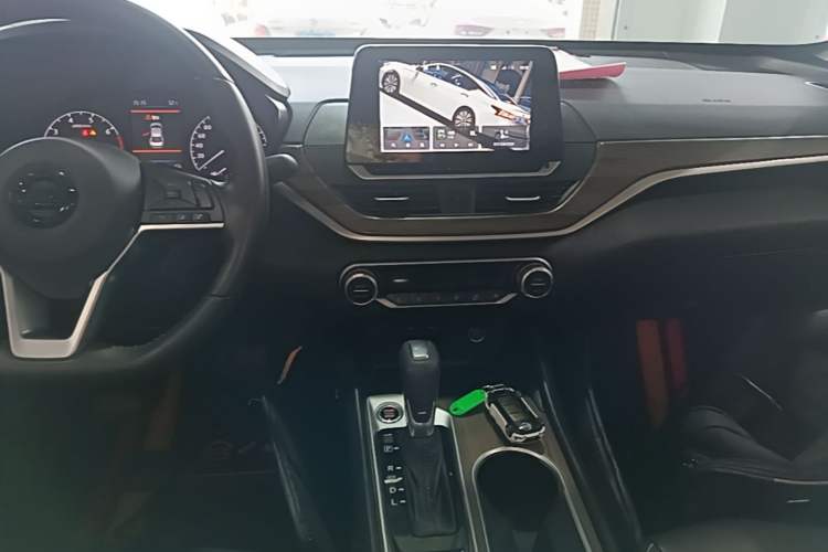 Used Nissan Teana 2021 2.0L XL Comfort Edition Audio And AC Panel