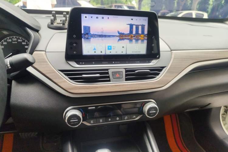 Used Nissan Teana 2021 2.0L XL Comfort Edition Audio And AC Panel