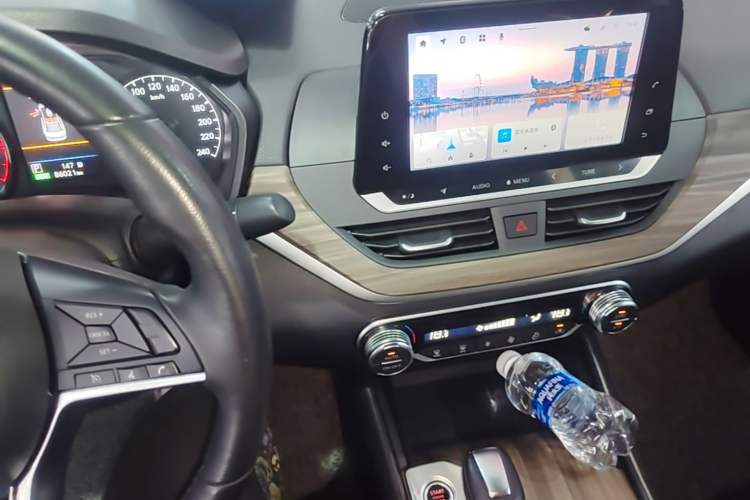 Used Nissan Teana 2021 2.0L XL Comfort Edition Audio And AC Panel