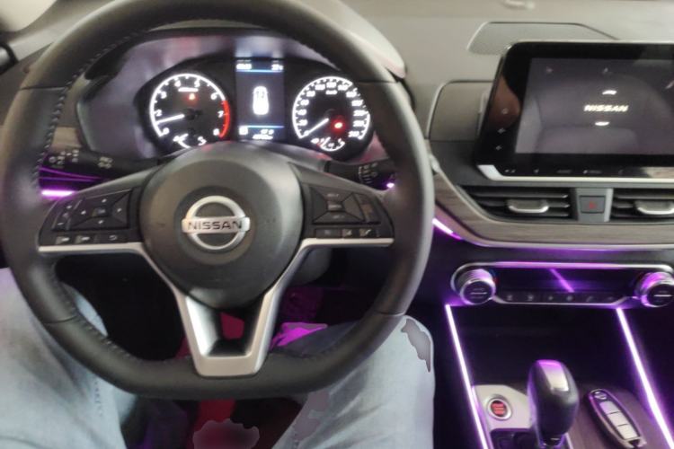 Used Nissan Teana 2021 2.0L XL Comfort Edition Center Console
