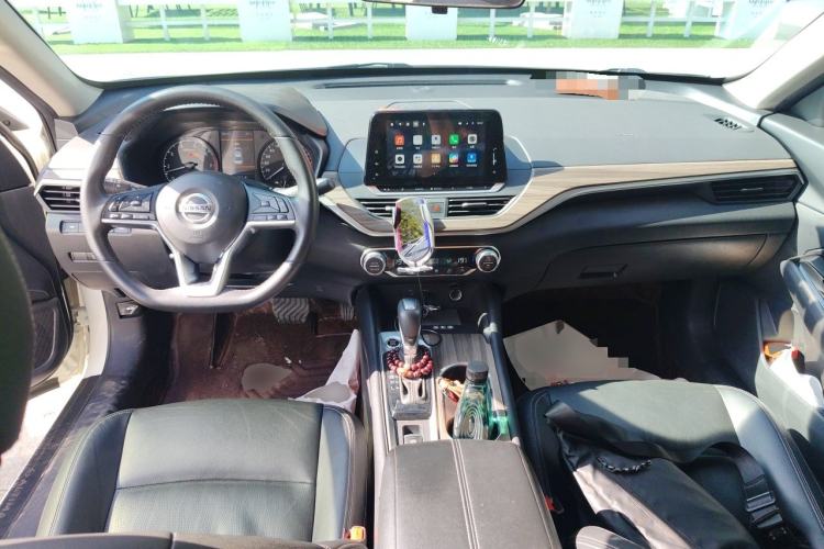Used Nissan Teana 2021 2.0L XL Comfort Edition Center Console