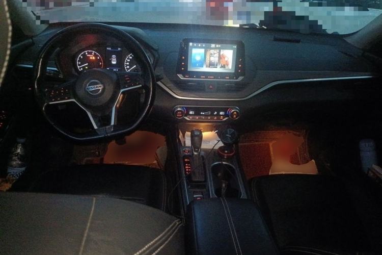 Used Nissan Teana 2021 2.0T XL Smart Upgrade Edition Center Console