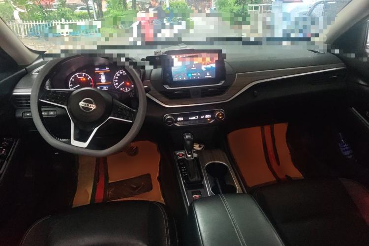 Used Nissan Teana 2021 2.0L XL Comfort Edition Center Console