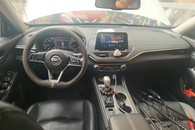 Used Nissan Teana 2021 2.0T XL Upper AD1 Smart Navigation Edition Center Console