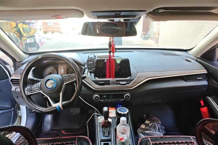 Used Nissan Teana 2021 2.0L XL Comfort Edition Center Console