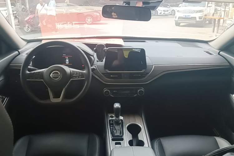 Used Nissan Teana 2021 2.0L XL Comfort Edition Center Console