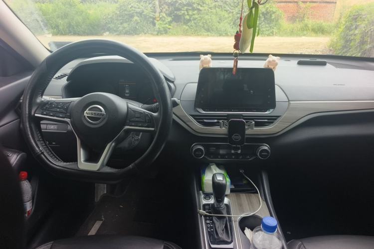 Used Nissan Teana 2021 2.0L XL Comfort Edition Center Console