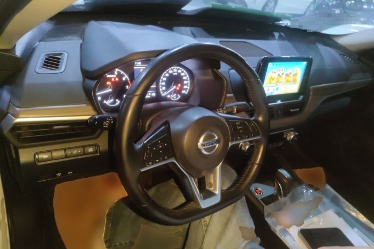 Used Nissan Teana 2021 2.0L XL Comfort Edition Center Console