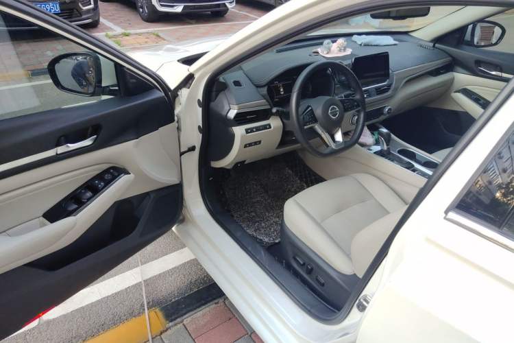 Used Nissan Teana 2021 2.0L XL Upper AD1 Smart Drive & Navigation Edition Driver Seat