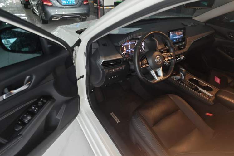 Used Nissan Teana 2021 2.0L XL Upper AD1 Smart Drive & Navigation Edition Driver Seat
