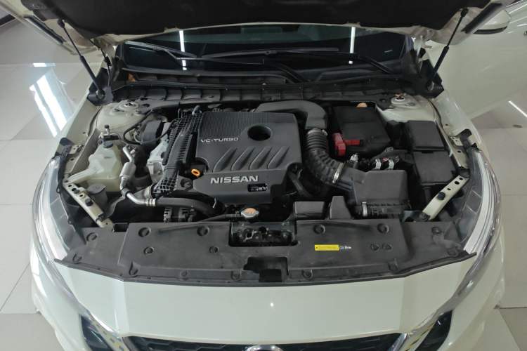 Used Nissan Teana 2021 2.0T XL Smart Upgrade Edition Engine Bay