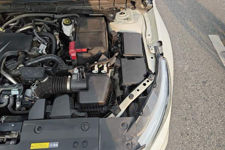 Used Nissan Teana 2021 2.0L XL Comfort Edition Engine Bay Left