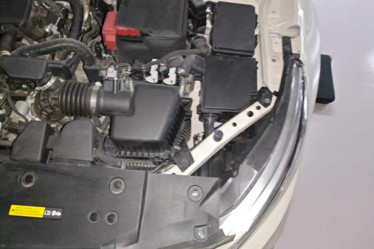 Used Nissan Teana 2021 2.0L XL Comfort Edition Engine Bay Left