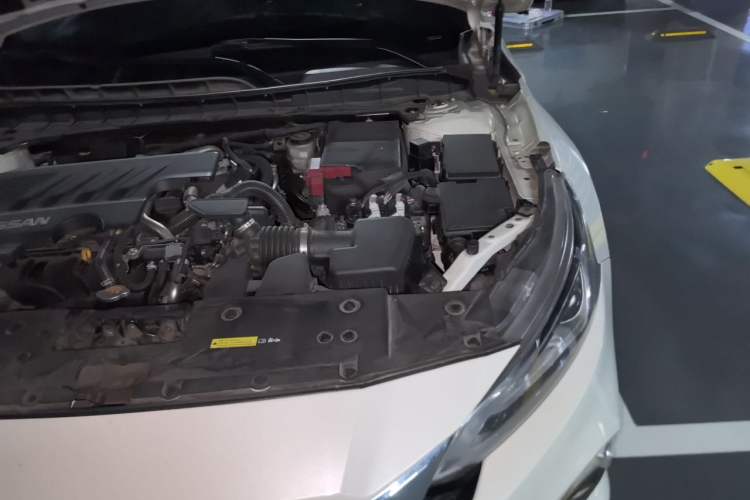 Used Nissan Teana 2021 2.0L XL Comfort Edition Engine Bay Left