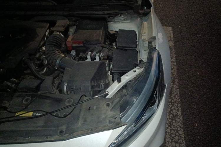 Used Nissan Teana 2021 2.0T XL Smart Upgrade Edition Engine Bay Left