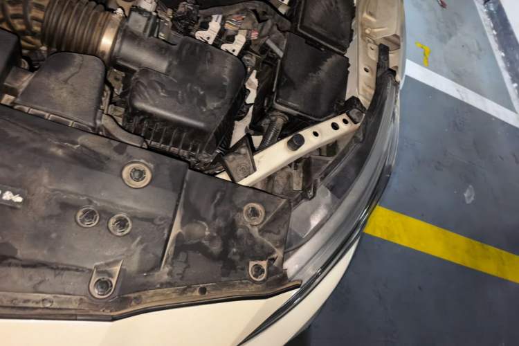 Used Nissan Teana 2021 2.0L XL Comfort Edition Engine Bay Left