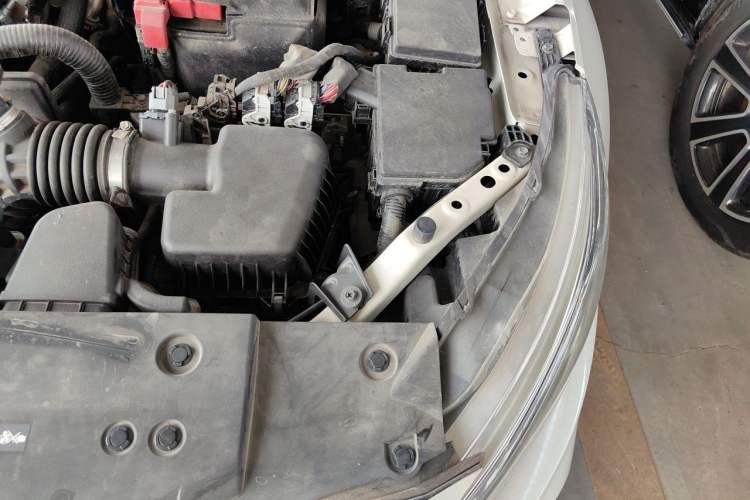 Used Nissan Teana 2021 2.0L XL Comfort Edition Engine Bay Left