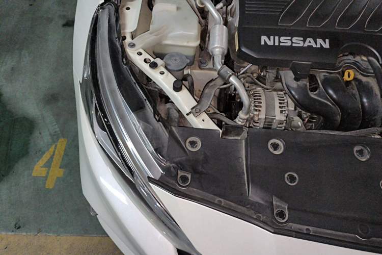 Used Nissan Teana 2021 2.0L XL Comfort Edition Engine Bay Right
