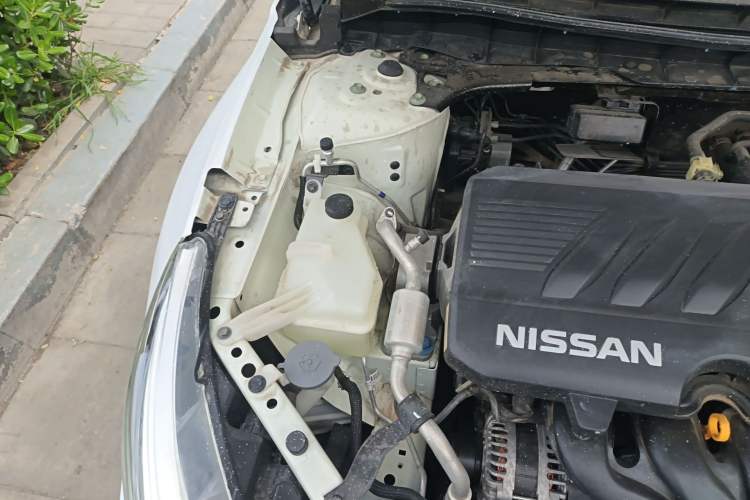 Used Nissan Teana 2021 2.0L XL Comfort Edition Engine Bay Right