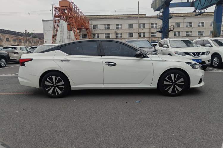Used Nissan Teana 2021 2.0L XL Comfort Edition Exterior 3